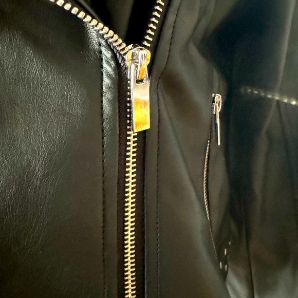 Women’s Large Black Leather Look Biker Jacket with Grommets and zippers - Picture 3 of 5